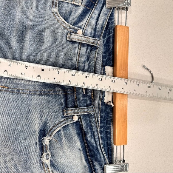 Torrid Women’s High Rise Straight Distresses Jeans sz 12 - Picture 8 of 10